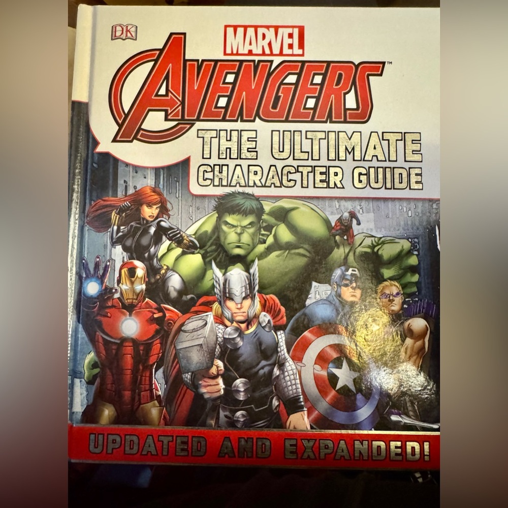 Marvel Avengers the ultimate character guide hard cover book